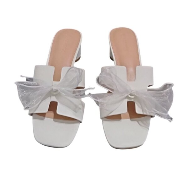Coutgo Sandals Size 7.5 White Bow Block Heel Chic & Stylish Footwear - Picture 3 of 8